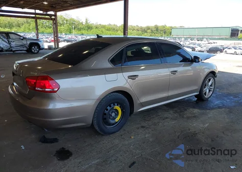 2015 Volkswagen Passat 2.0L Tdi Se z USA, uszkodzony, nr VIN 1VWBV7A34FC073646